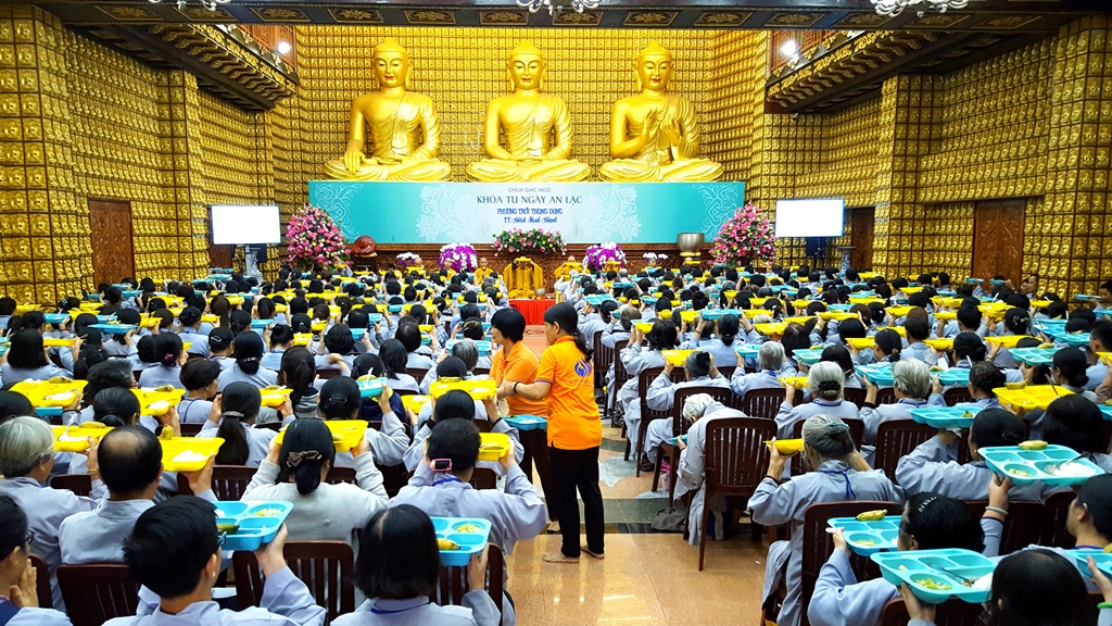 Khóa tu Ngày an lạc thứ 24 tại chùa Giác Ngộ
