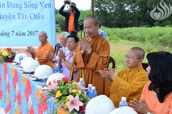 TỔNG KẾT CHƯƠNG TRÌNH “TRAO TẶNG YÊU THƯƠNG” TẠI TỈNH  TÂY NINH (C111)