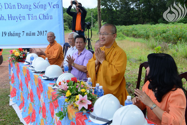 TỔNG KẾT CHƯƠNG TRÌNH “TRAO TẶNG YÊU THƯƠNG” TẠI TỈNH  TÂY NINH (C111)