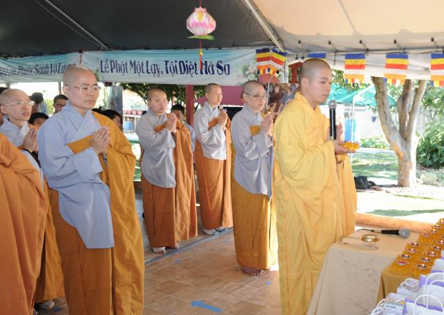 Khóa Tu Phật Pháp Trẻ Em Mùa Hè 2017 tại Tu Viện Huyền Không, San Jose