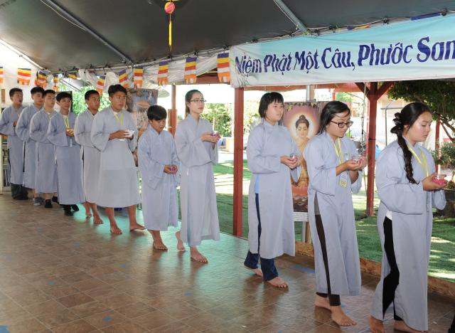 Khóa Tu Phật Pháp Trẻ Em Mùa Hè 2017 tại Tu Viện Huyền Không, San Jose