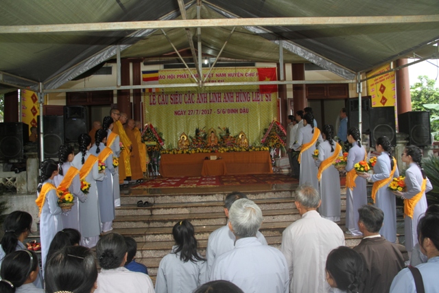 Gia Lai: Ban Trị sự Phật giáo huyện Chư Păh tổ chức lễ kỳ siêu anh linh các anh hùng Liệt sĩ nhân ngày 27/07.