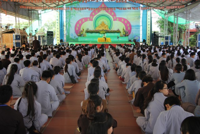 Thái Bình: “Quay về nương tựa” – Ngày thứ ba KTMH chùa Từ Xuyên