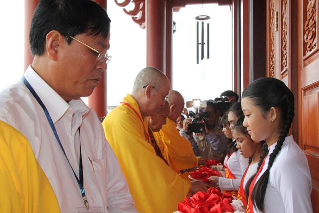 Lễ ra mắt phân ban ni giới Phật giáo tỉnh Đồng Tháp NK. 2017- 2022