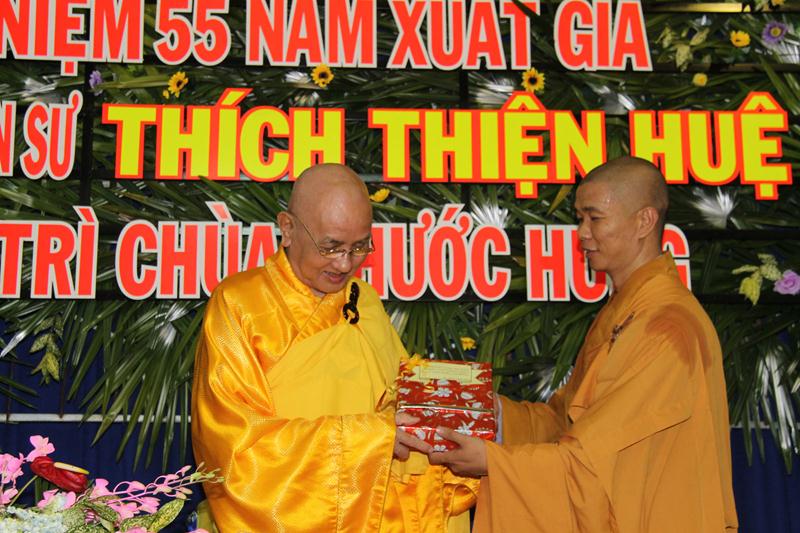 Đồng Tháp: Lễ khánh tuế và kỷ niệm 55 năm xuất gia HT. Thích Thiện Huệ