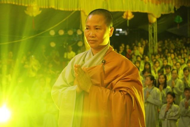 Thái Bình: Xúc động đêm thắp nến tri ân tại chùa Bụt Mọc