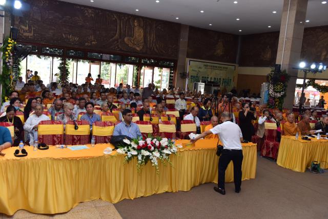 Ngày hội thảo thứ nhất: Vùng Asean và Nam Á: Nơi giao hòa của văn hóa và tôn giáo ở Đông Nam Á