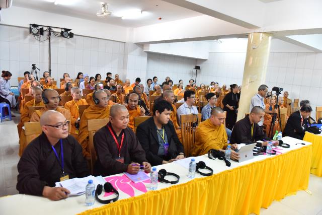 Ngày hội thảo thứ nhất: Vùng Asean và Nam Á: Nơi giao hòa của văn hóa và tôn giáo ở Đông Nam Á
