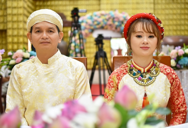 Chùa Giác Ngộ: Trang nghiêm lễ hằng thuận của Công Vạn và Lâm Như