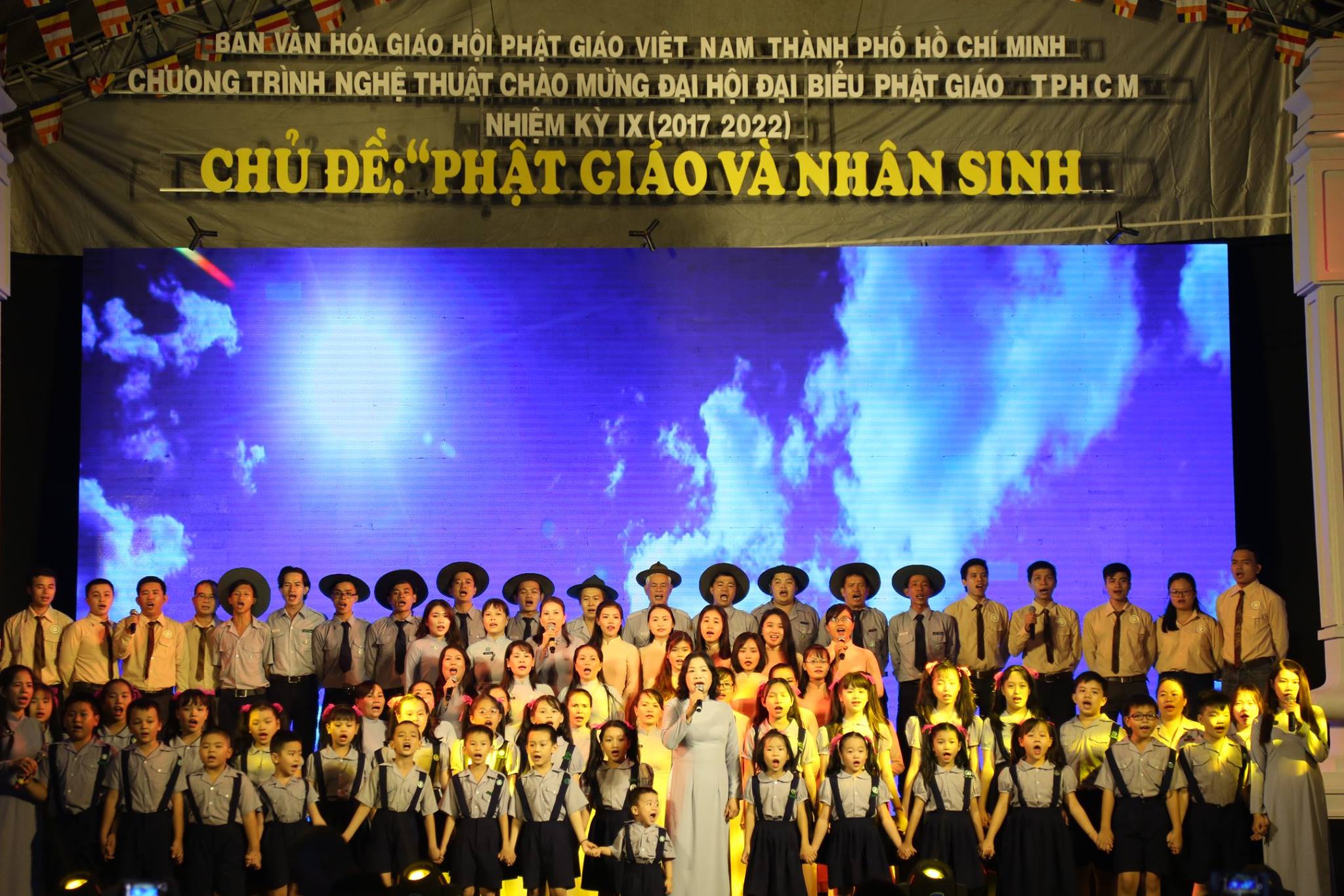 TP. HCM : Tưng bừng đêm nhạc &quot;Phật giáo và nhân sinh &quot;