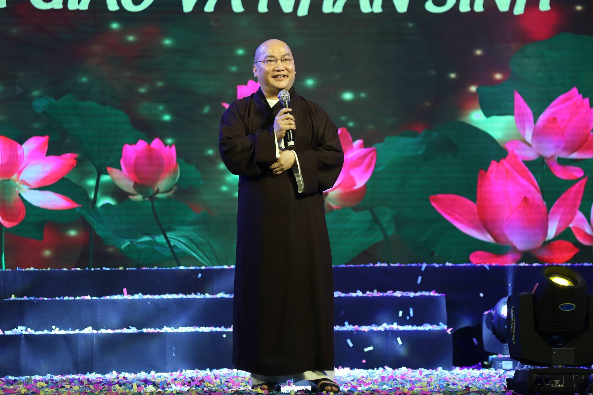 TP. HCM : Tưng bừng đêm nhạc &quot;Phật giáo và nhân sinh &quot;