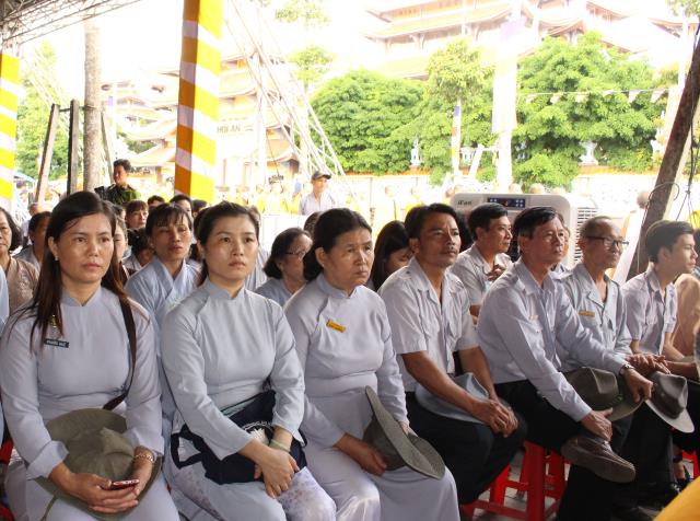 Bình Dương: Đại lễ cầu siêu các nạn nhân tử vong do TNGT