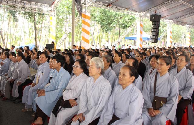 Bình Dương: Đại lễ cầu siêu các nạn nhân tử vong do TNGT