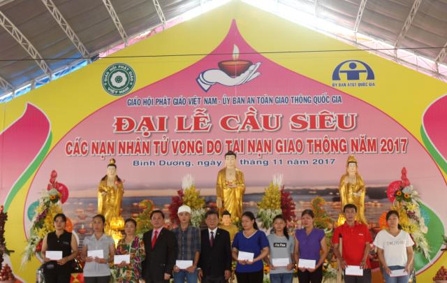 Bình Dương: Đại lễ cầu siêu các nạn nhân tử vong do TNGT