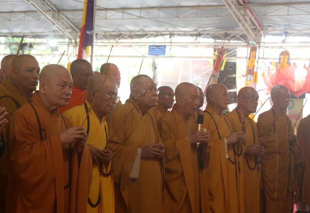 Bình Dương: Đại lễ cầu siêu các nạn nhân tử vong do TNGT