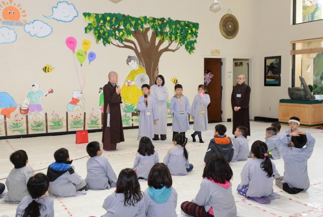 Chùa Đức Viên, San Jose, Hoa Kỳ, Khoá Tu Thiếu  Nhi Mùa Đông Năm 2017