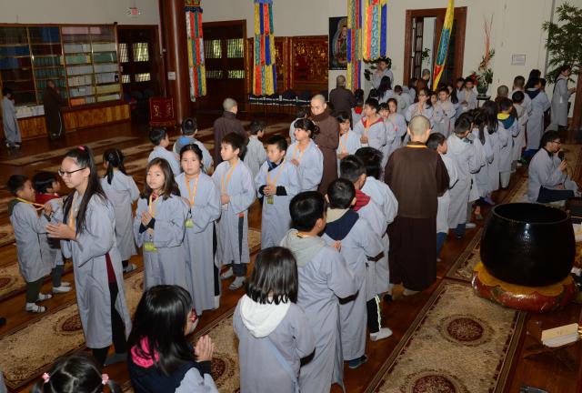 Hoa Kỳ: Khóa tu thiếu nhi mùa đông năm 2017 tại chùa Đức Viên - San Jose - ngày 29/12