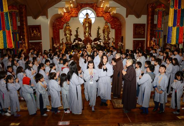 Hoa Kỳ: Khóa tu thiếu nhi mùa đông năm 2017 tại chùa Đức Viên - San Jose - ngày 29/12