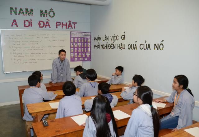 Hoa Kỳ: Khóa tu thiếu nhi mùa đông năm 2017 tại chùa Đức Viên - San Jose - ngày 29/12