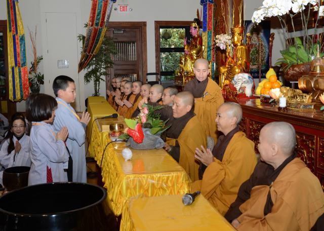 Chùa Đức Viên  San Jose ( Hoa Kỳ ) Tổ Chức Lễ Bế Mạc Khoá Tu Thiếu Nhi Mùa Đông Năm 2017