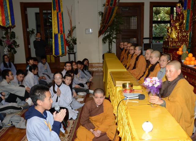 Chùa Đức Viên  San Jose ( Hoa Kỳ ) Tổ Chức Lễ Bế Mạc Khoá Tu Thiếu Nhi Mùa Đông Năm 2017