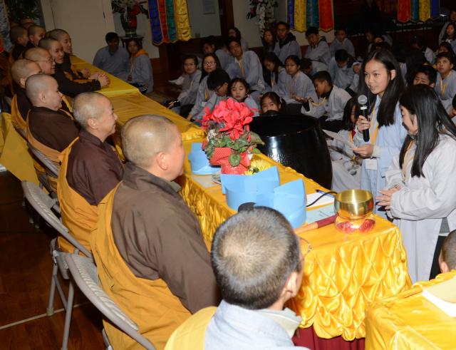 Chùa Đức Viên  San Jose ( Hoa Kỳ ) Tổ Chức Lễ Bế Mạc Khoá Tu Thiếu Nhi Mùa Đông Năm 2017