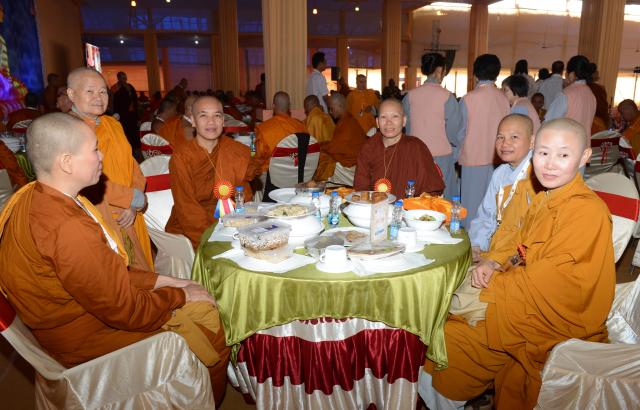 Trang Nghiêm Khai Mạc Đại Lễ Trùng Tụng Tam Tạng Thánh Điển Pali Tại Bồ Đề Đạo Tràng ( Ấn Độ ) Lần Thứ 13 năm 2017