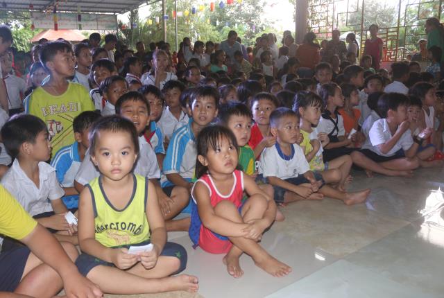 Bình Dương: Lễ hội “Đêm Hội Trăng Rằm” tại chùa Minh Thạnh.