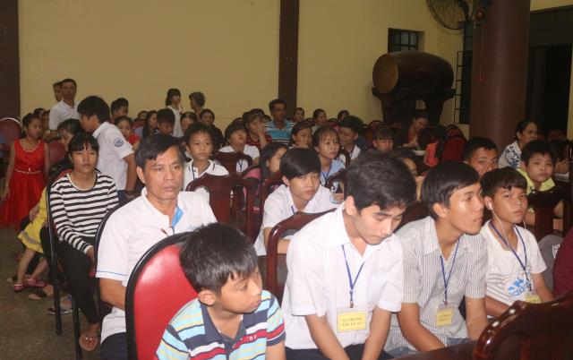 Bình Dương: Đêm Hội Trăng Rằm tại chùa Hội Khánh.