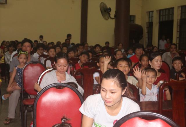 Bình Dương: Đêm Hội Trăng Rằm tại chùa Hội Khánh.