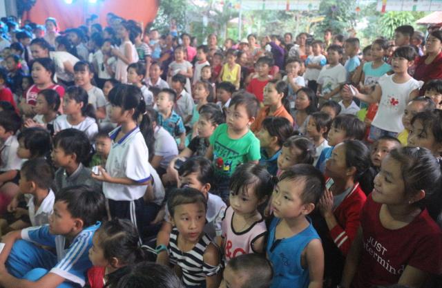 Bình Dương: Lễ hội “Đêm Hội Trăng Rằm” tại chùa Minh Thạnh.