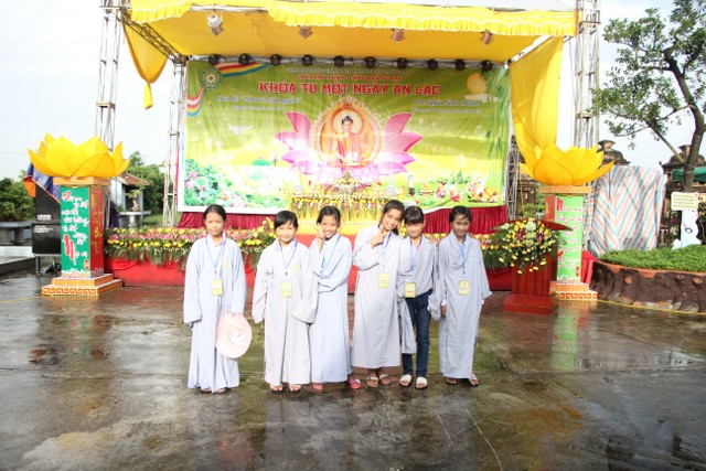 Thái Bình: Gần 200 bạn trẻ về chùa Phú Xuân