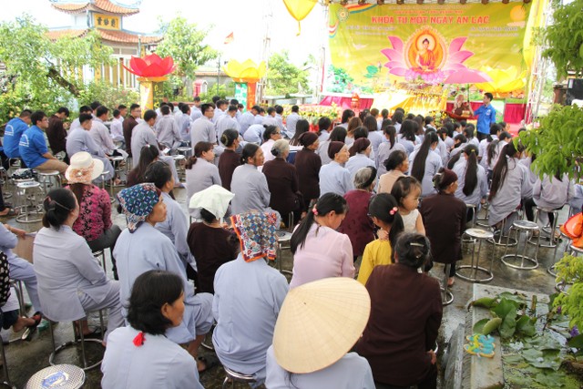 Thái Bình: Gần 200 bạn trẻ về chùa Phú Xuân