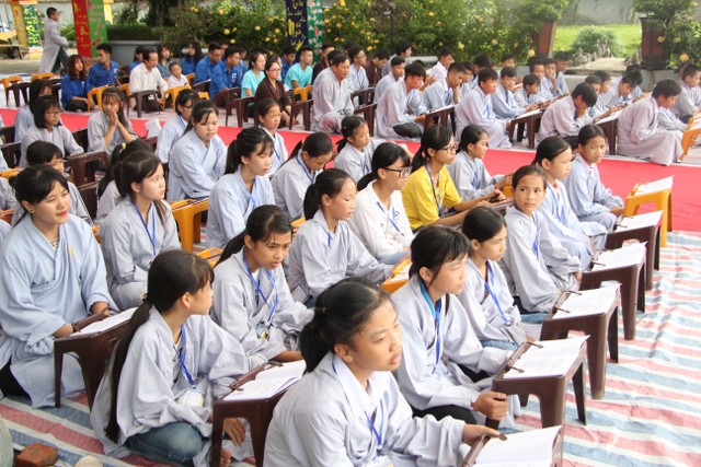 Thái Bình: Gần 200 bạn trẻ về chùa Phú Xuân