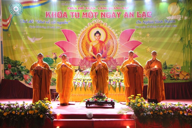 Thái Bình: Gần 200 bạn trẻ về chùa Phú Xuân