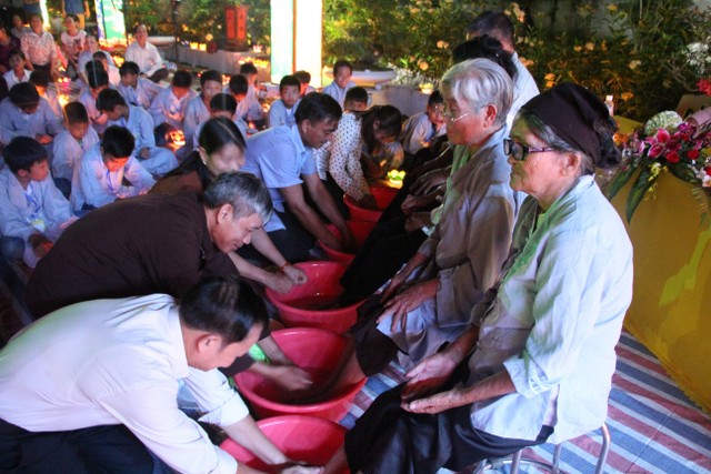 Thái Bình: Gần 200 bạn trẻ về chùa Phú Xuân