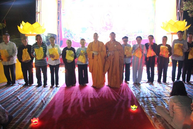 Thái Bình: Gần 200 bạn trẻ về chùa Phú Xuân