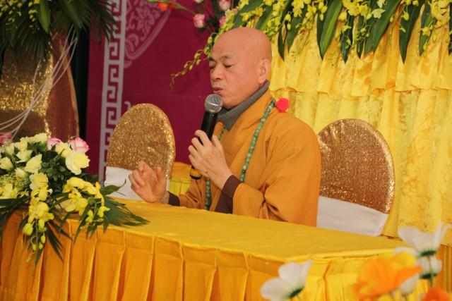 Thái Bình: Người khuyết tật về chùa Từ Xuyên nghe  pháp