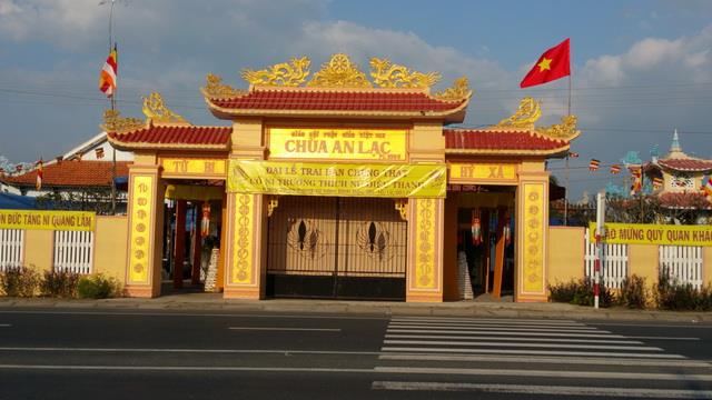 Đại lễ trai đàn chung thất cố Ni trưởng TN Diệu Thanh.