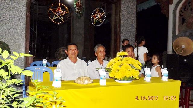 Vui hội Trăng Rằm tại chùa Hưng Long.