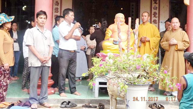 Chùa Phật Ấn đến với bà con vùng bão lũ.