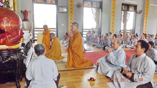 Trang nghiêm khóa tu “Một ngày an lạc” kỳ thứ 11 tại chùa Linh Sơn Pháp Ấn