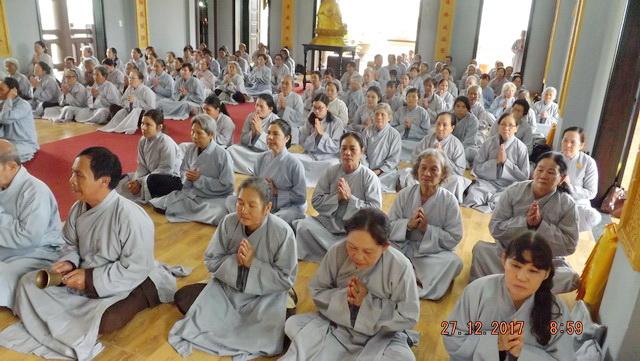 Trang nghiêm khóa tu “Một ngày an lạc” kỳ thứ 11 tại chùa Linh Sơn Pháp Ấn