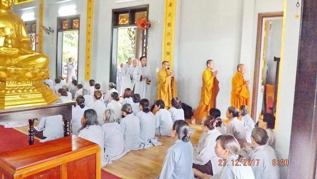 Trang nghiêm khóa tu “Một ngày an lạc” kỳ thứ 11 tại chùa Linh Sơn Pháp Ấn