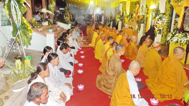Đêm thắp nến tri ân tưởng niệm cố HT.Thích Ngộ Trí tại chùa Trường Thọ