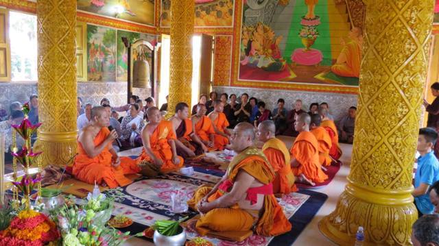 Trung Thu với dân nghèo Chùa Cosđôn (Bạc Liêu)