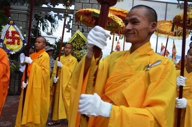 Khánh Hòa:  Cung thỉnh kim quan  HT.Thích Trí  Viên  nhập bảo tháp