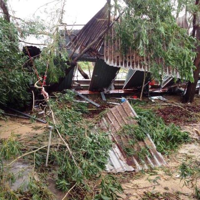 Khánh Hòa: Chùa Đào  Viên, Linh Quang bị bão số 12 tàn phá.