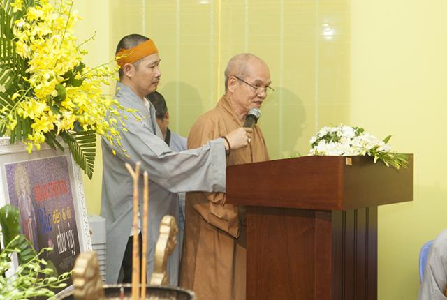 Cung thỉnh kim quan Đại lão HT Phó Pháp chủ Thích Trí Tâm nhập bảo tháp