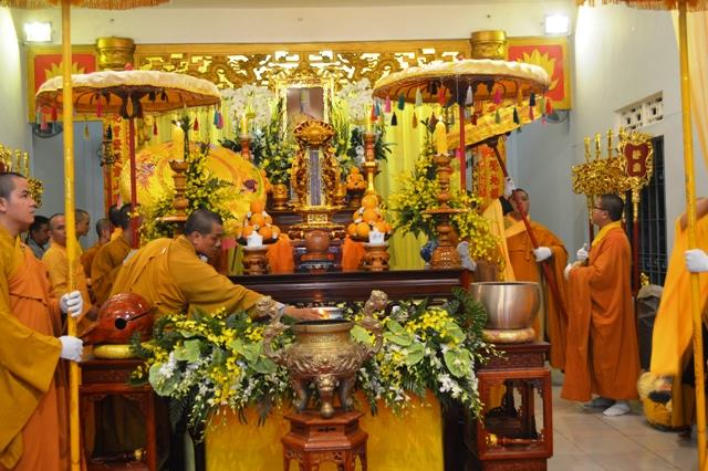 Khánh Hòa: Lễ nhập kim quan Trưởng lão HT.Thích Trí Tâm – Phó Pháp chủ